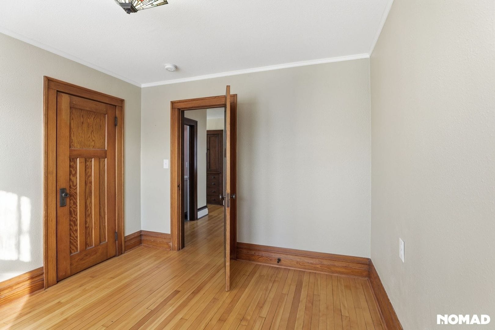 Building Photo - 40 W Lewis St