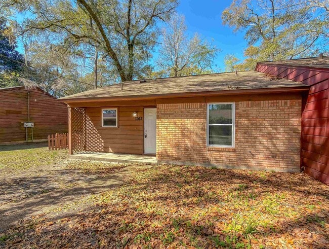 Building Photo - 3022 Homewood Pl