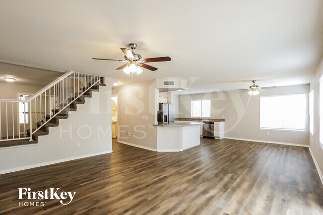 Building Photo - 6984 W Cactus Wren Dr