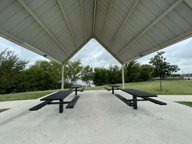Building Photo - 7318 Anchor Cyn