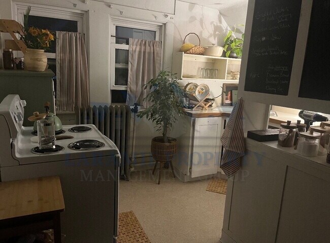 Building Photo - 1 Bedroom 1 Bathroom Apartment