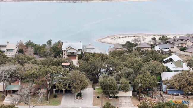 Building Photo - 1087 Driftwind Dr