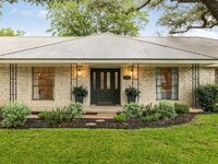 Building Photo - 2300 Toulouse Dr