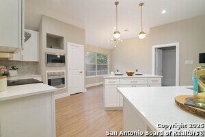 Building Photo - 2155 N Ranch Estates Blvd