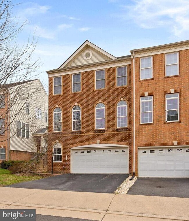 Building Photo - 128 Ivy Hills Terrace
