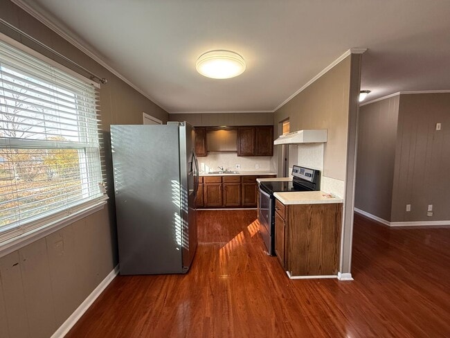 Building Photo - House in Kuttawa