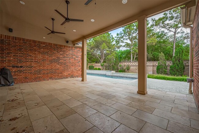 Building Photo - 25307 Oakton Springs Dr