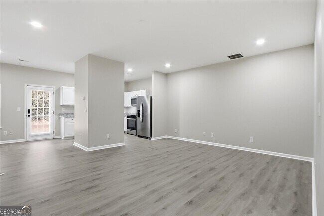 Building Photo - 5630 Lawley Rd