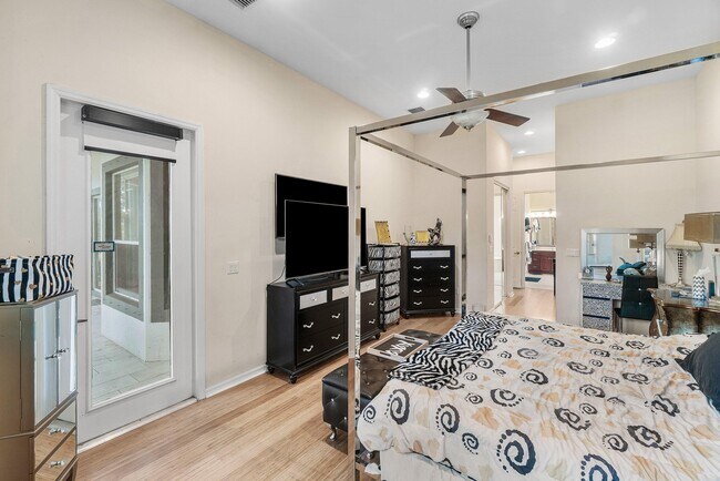 Building Photo - 12196 Landrum Way