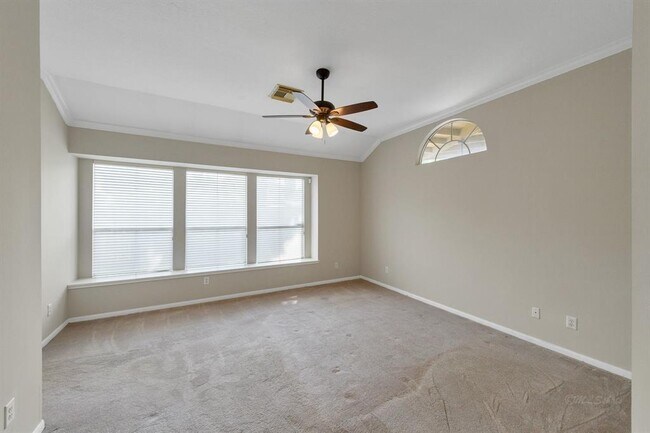 Building Photo - 7211 Bethany Bay Dr