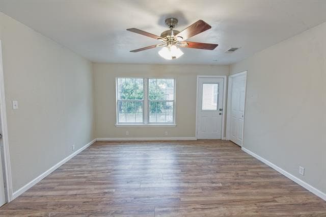 Building Photo - 1613 M Pl
