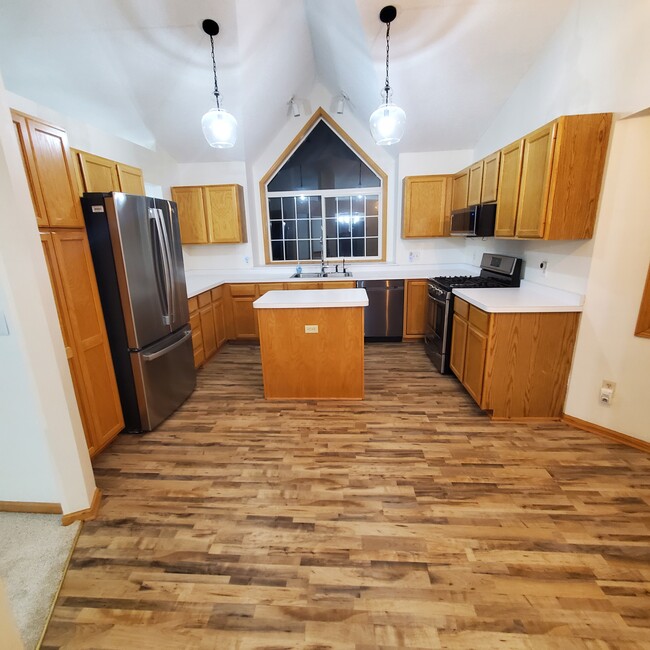 Kitchen - 18571 Egret Way