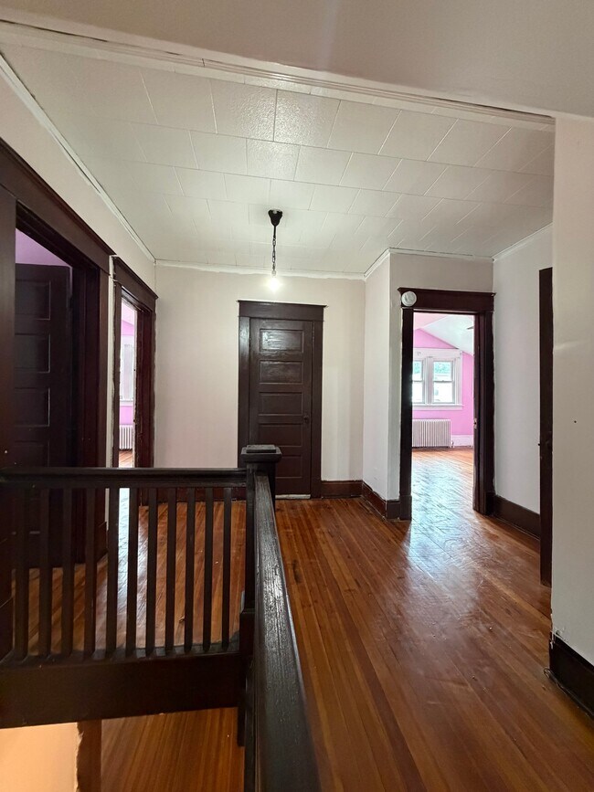 Building Photo - 261 Manning Blvd