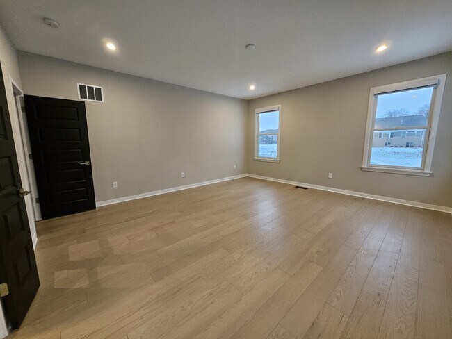 Building Photo - 228 Oakhurst Wy