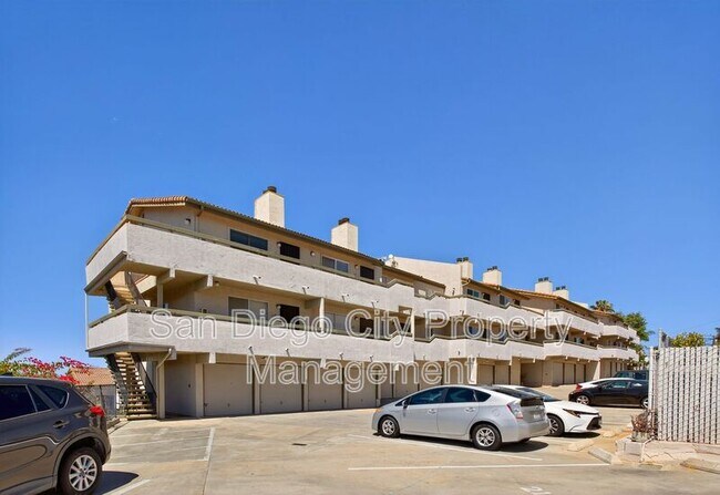 Building Photo - 4794 Arizona St