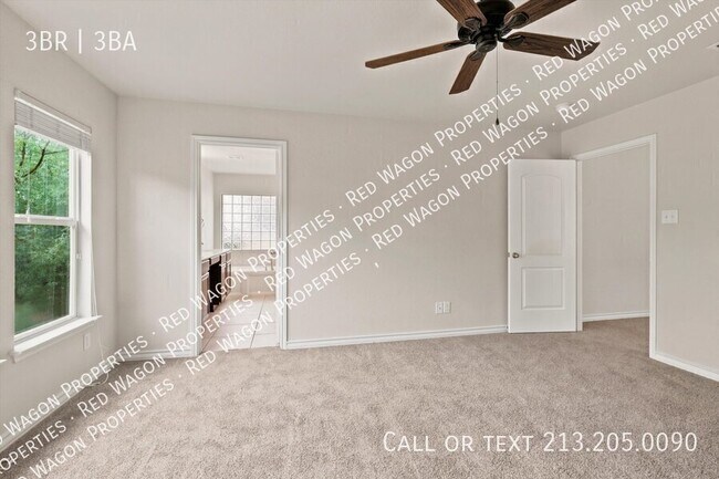 Building Photo - 4110 Woodbridge Way