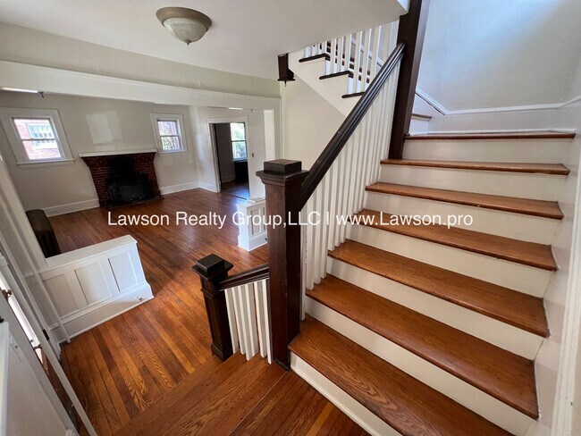 Building Photo - 1625 Westover Ave SW