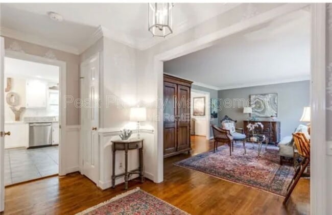 Building Photo - 3011 Fincastle Ct