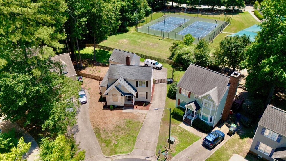 Primary Photo - 4512 Emmit Dr