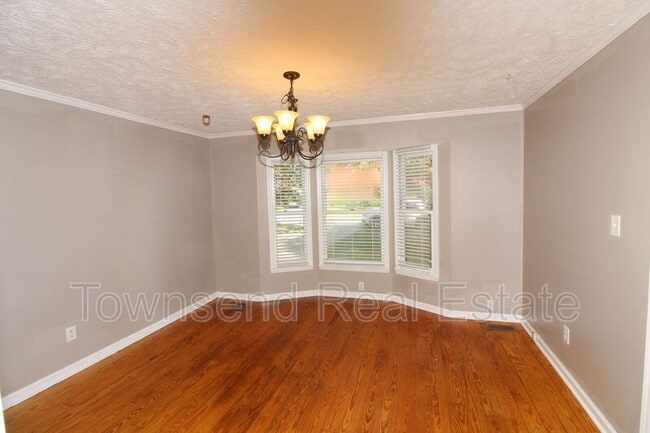 Building Photo - 5827 Hibernia Dr