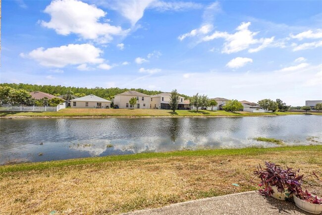 Building Photo - 564 Cresting Oak Cir