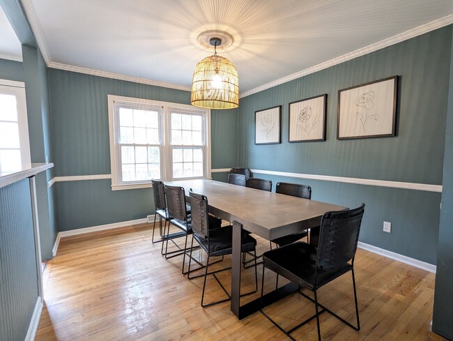 Building Photo - 110 Melbourne Ln