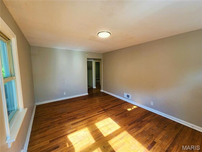 Building Photo - 9808 Winkler Dr