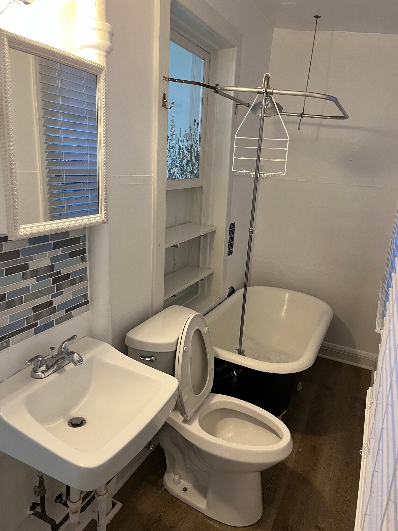 Building Photo - 2535 Fleet St