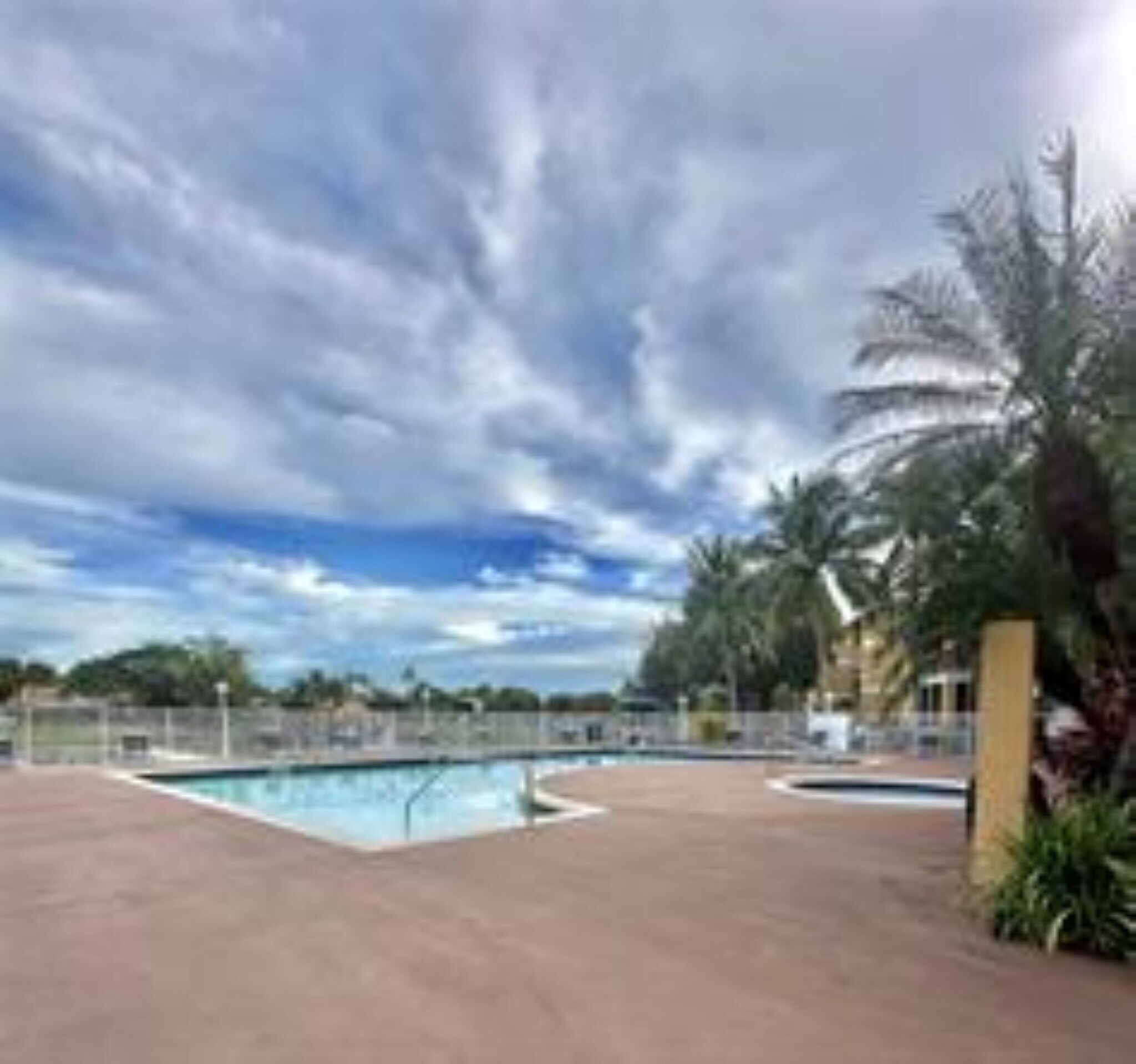 Building Photo - 2371 NW 33rd St