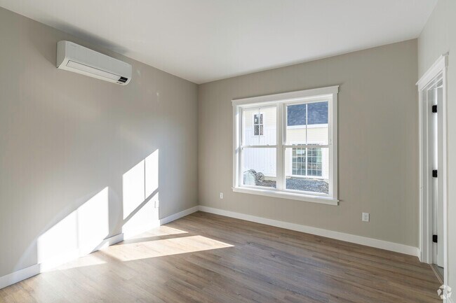 Building Photo - 2 Jones Xing