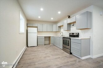 Building Photo - 701 Bragaw St