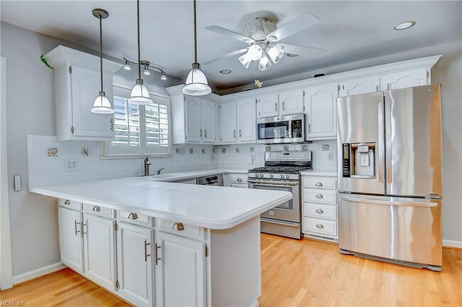 Building Photo - 601 Fort Raleigh Dr