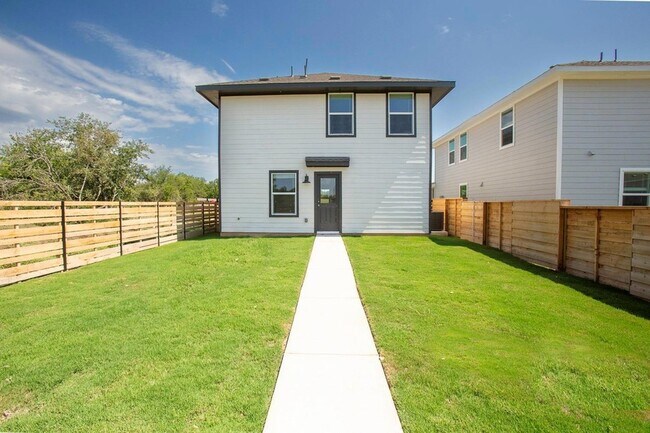 Building Photo - 331 Bugbee