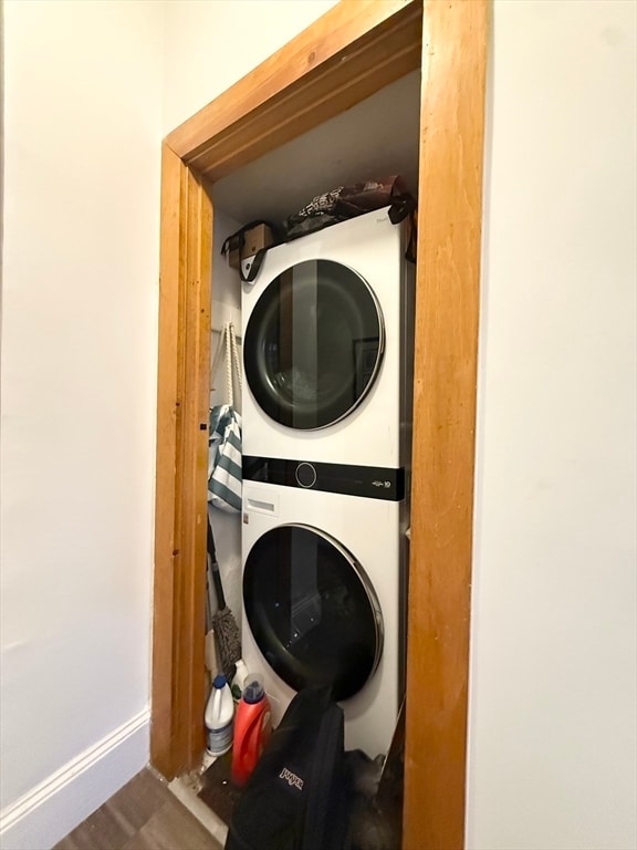 Building Photo - 254 Elm St