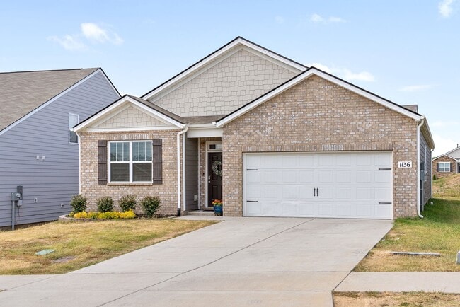 Building Photo - 1136 Woodbridge Blvd
