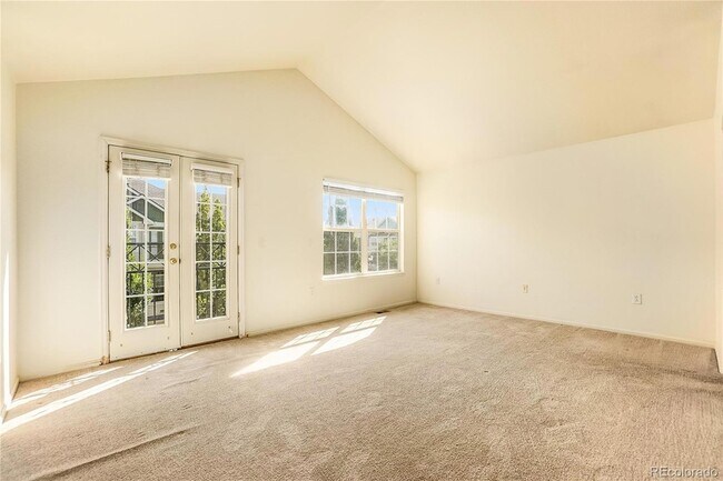 Building Photo - 9753 E Carolina Pl