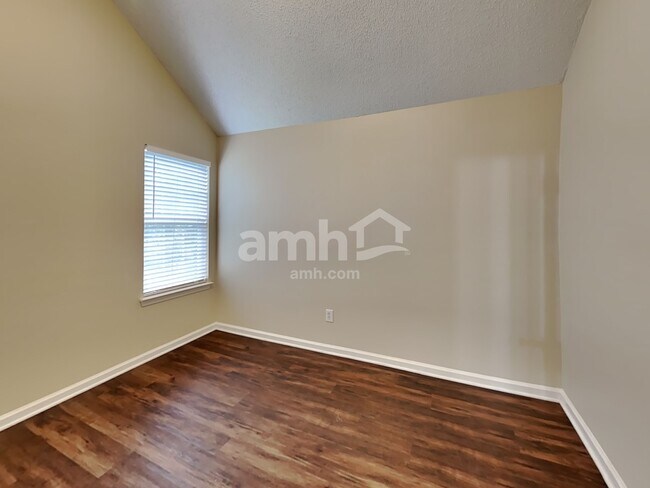 Building Photo - 3321 Metro Way