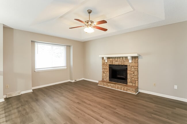 Building Photo - 8311 N Everton Ave