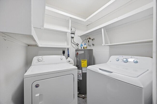 Building Photo - 3028 Parkway Blvd