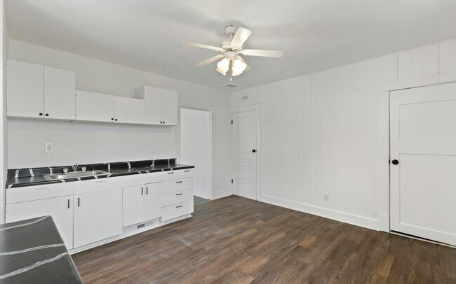 Building Photo - 8762 Lowell St