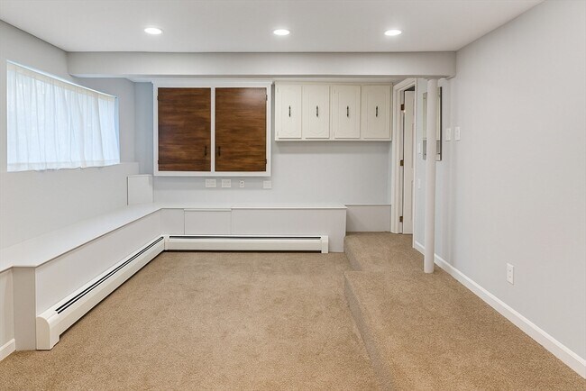 Building Photo - 133 Brattle St