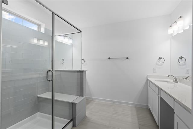 Building Photo - 2714 Parkview Pl