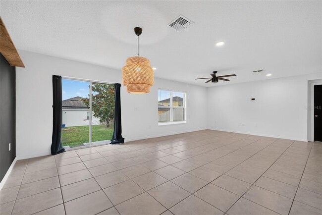 Building Photo - 1097 Augustus Dr