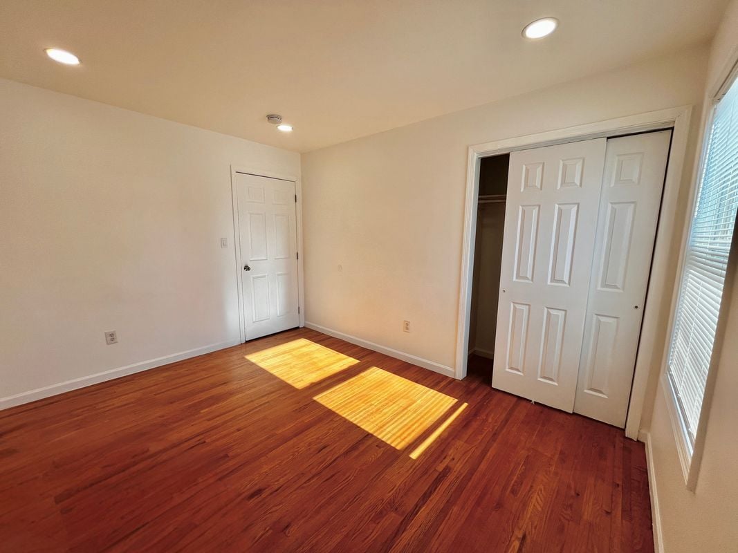 Building Photo - 7100 Durham Ave