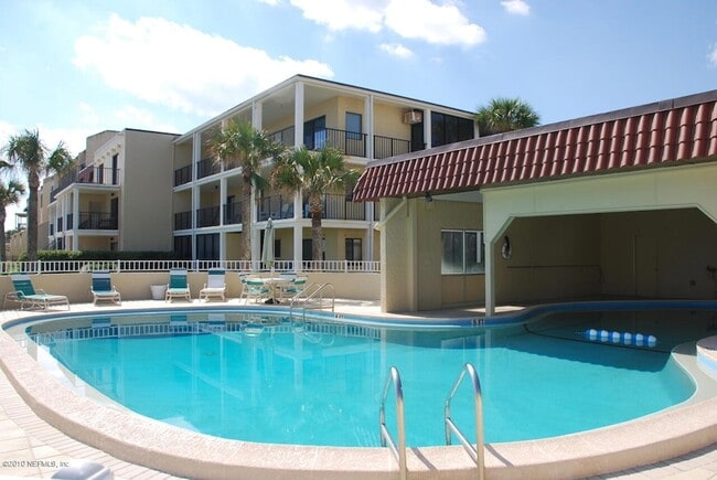 Building Photo - 2325 Costa Verde Blvd