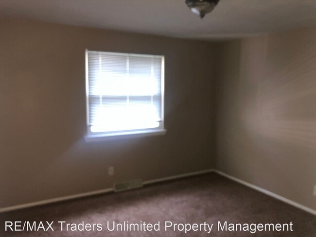 Building Photo - 4 br, 1 bath House - 1901 E Purdue St.