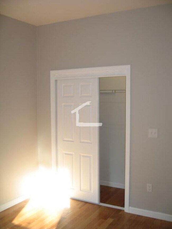Building Photo - 47A Allston St