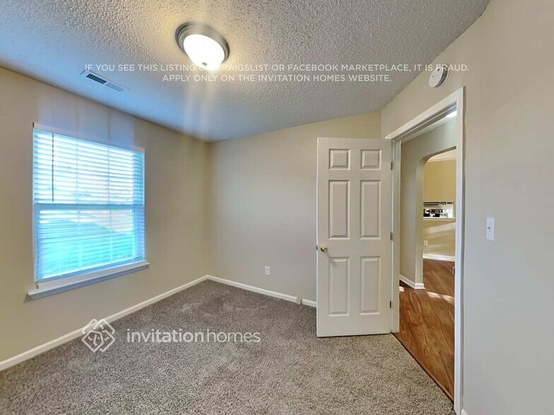 Building Photo - 4303 Lothar Ridge Ln