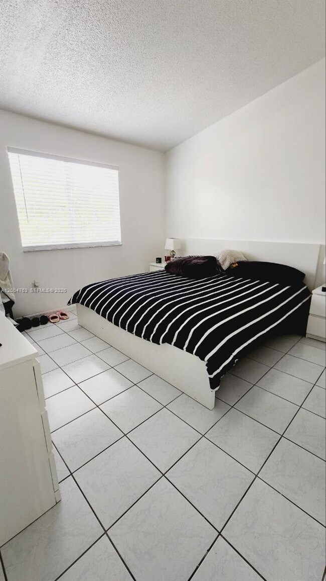 Building Photo - 6960 NW 174th Terrace