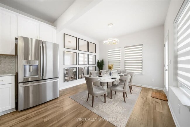 Building Photo - 1510 Lyon Wy Dr